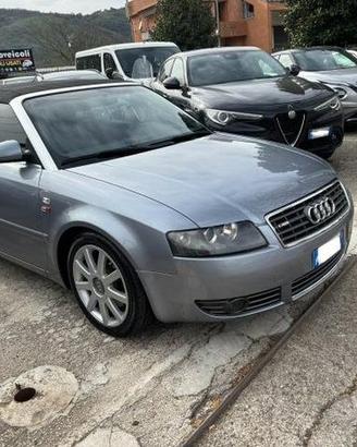 AUDI - A4 Cabrio - Cabriolet 2.5 V6 TDI AUTOMATICA