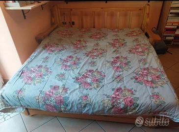 Divano letto in legno chiaro