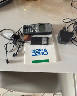 Cellulare Nokia 3210