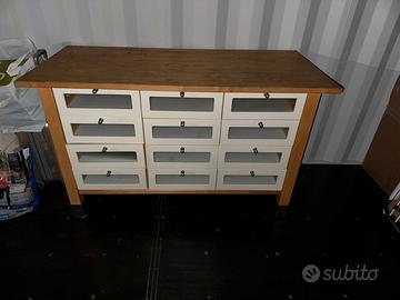 Cassettiera molto capiente