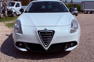 Alfa romeo giulietta 1.6 diesel NEOPATENTATI