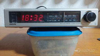 radiosveglia vintage Phlilips funzionsnte
