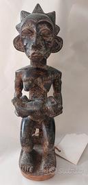 Pregevole scultura africana legno inizio XXsec.