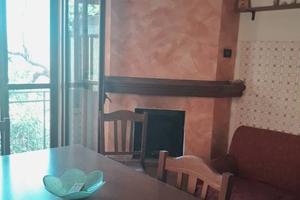 Casa indipendente di 200 m² con 3 locali e box aut
