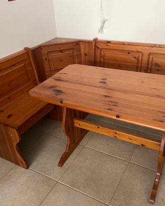 PANCA ANGOLARE CON TAVOLO E SEDUTA IN LEGNO
