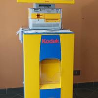 Kodak kiosk g4 XL con schermo touch da 21,5 poll.