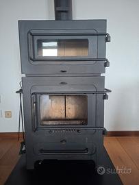 Stufa a legna HWAM Classic 4 con forno
