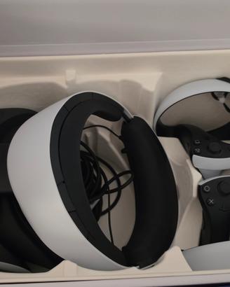PS VR 2 + cuffie