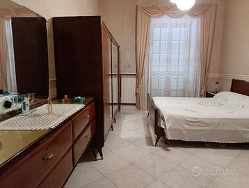 Camera da letto in legno   (   Gratis  )