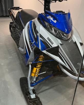Motoslitta Yamaha mountain max 800