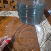 30 piatti trasparenti