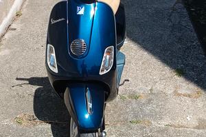 vespa lx 50 4t del 2014 con solo 11600 km