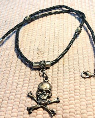 Collana anni 80 Unisex Ciondolo Teschio NUOVA