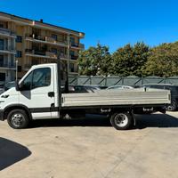 Iveco daily motore 3000 cassone fisso