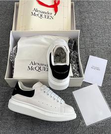 Alexander McQueen spedizione gratuita(descrizione)