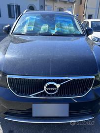 Volvo xc40 T2