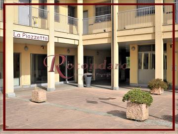 Immobile di 125 m² con 1 locale a Buccinasco