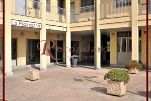 Immobile di 125 m² con 1 locale a Buccinasco