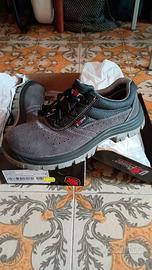 Scarpe antinfortunistiche u-power numero 41.