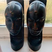 coppia di statue africane in legno da esposizione 