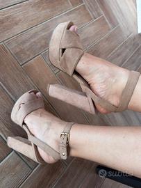 Scarpe con tacco