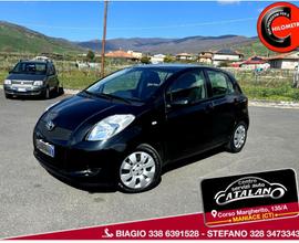 TOYOTA - Yaris - 1.0 5p. Sol