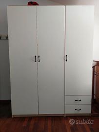 Armadio camera da letto spazioso