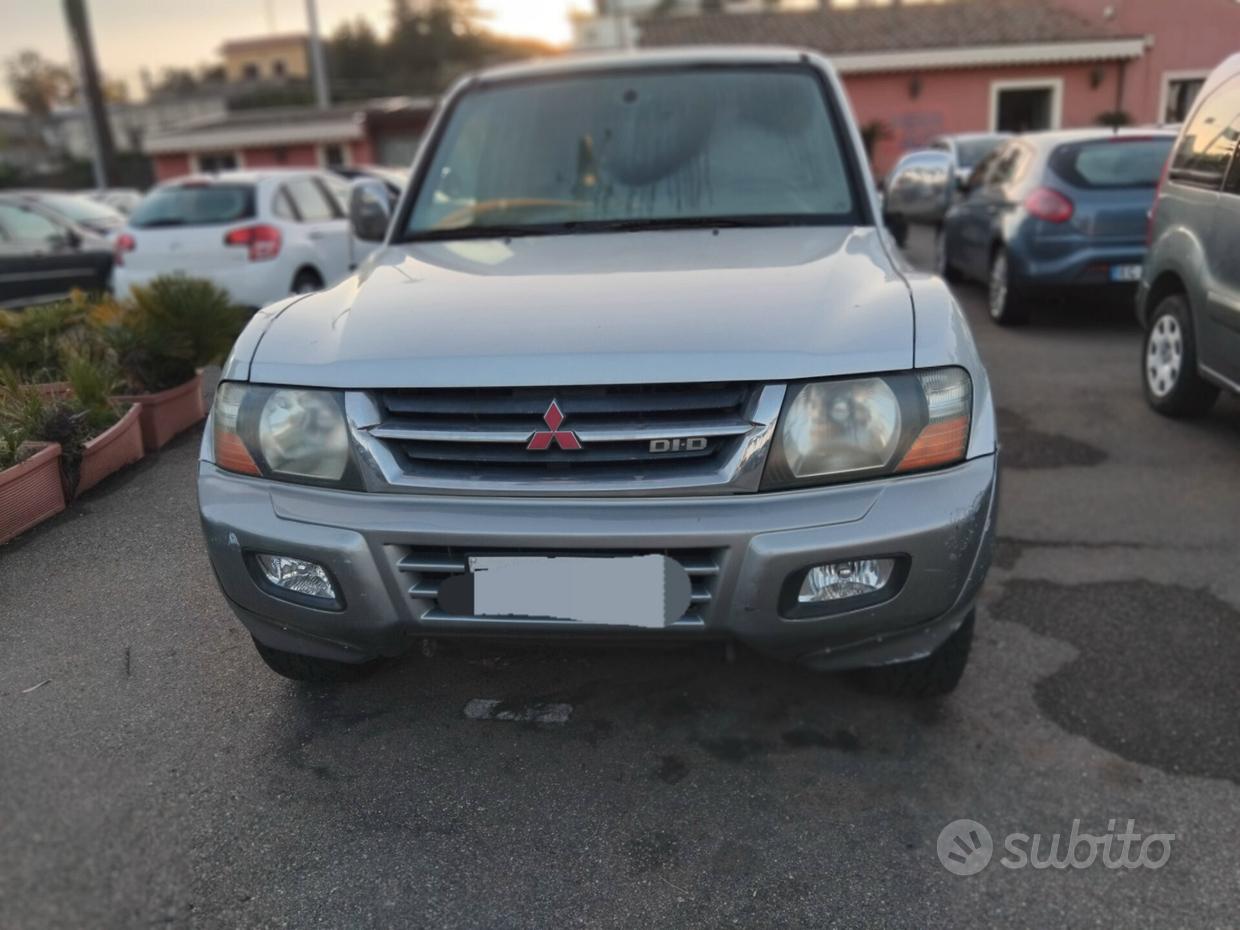 MITSUBISHI Pajero (2000-2007)