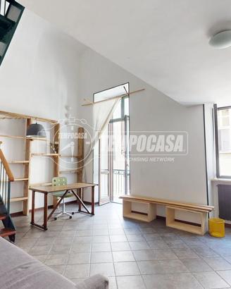 Appartamento a Torino Via Santa Chiara 3 locali