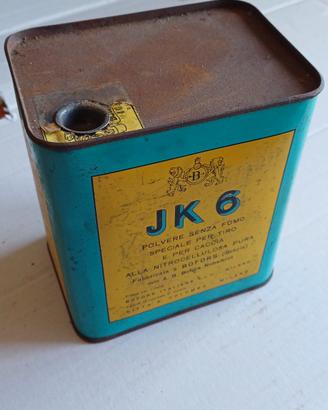 Scatola antica in latta 