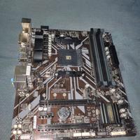 Gigabyte Scheda Madre AM4 mATX