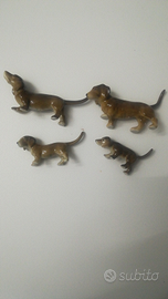 Statuine porcellana famiglia Bassotti