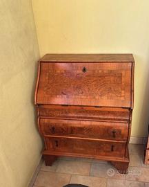 Bureau in noce
