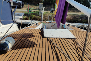 Barca a vela autocostruita