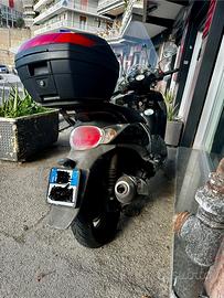 Aprilia scarabeo 300 s