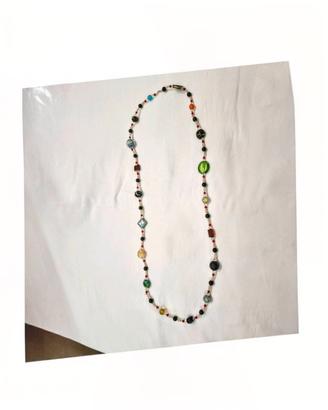 Collana realizzata a mano con perle in vetro di Mu