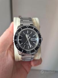 Seiko 5 Sports Automatic