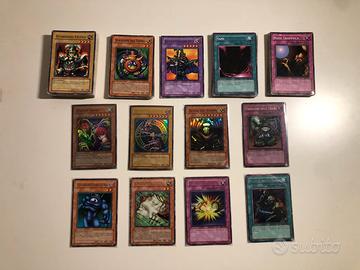 Lotto 99 carte Yu-Gi-Oh! Vintage in Italiano