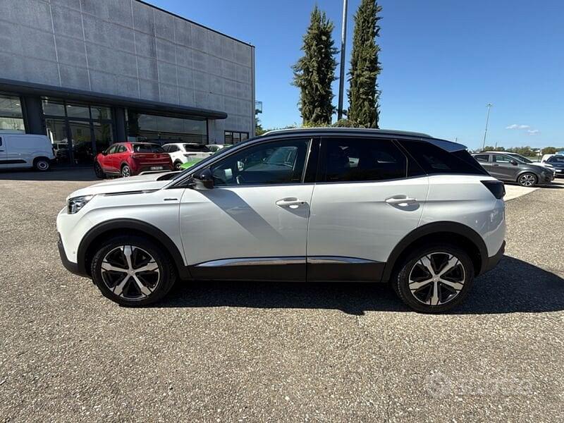 Peugeot 3008 2021 photo 3
