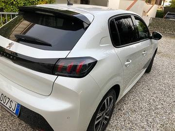 Peugeot 208 allure pack 100cv 6 marce