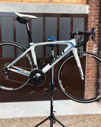 Bicicletta corsa Giant TCR carbonio