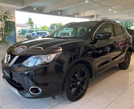 NISSAN Qashqai 1.6 dCi 4WD Black Edition - FULL