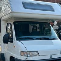 Camper mansardato international