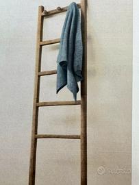 Arredo scala porta asciugamani