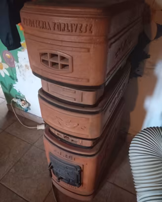 Stufa a legna in terracotta e ghisa  Forli vintage