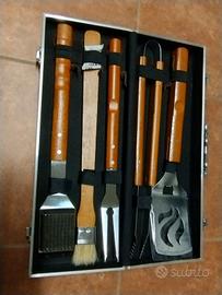 Attrezzi per griglia barbecue in acciaio inox