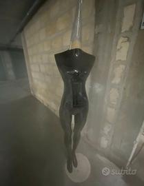 Manichino donna decorativo