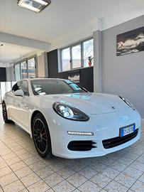 PORSHE PANAMERA