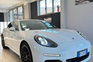 PORSHE PANAMERA