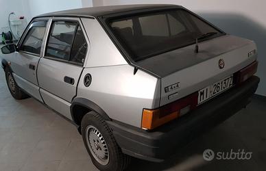 Alfa romeo 33 - 1985
